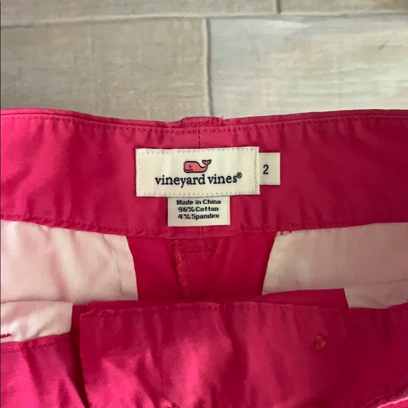 Vineyard Vines Shorts worn once!! - Picture 2 of 3